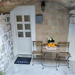 Apartment Stone House Lovric