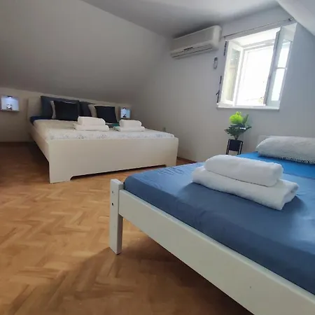 Appartamento Stone House Lovric *